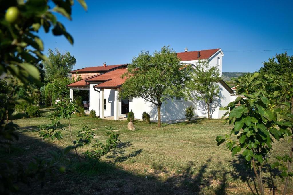 Holiday Homes Fig Blagaj Eksteriør bilde